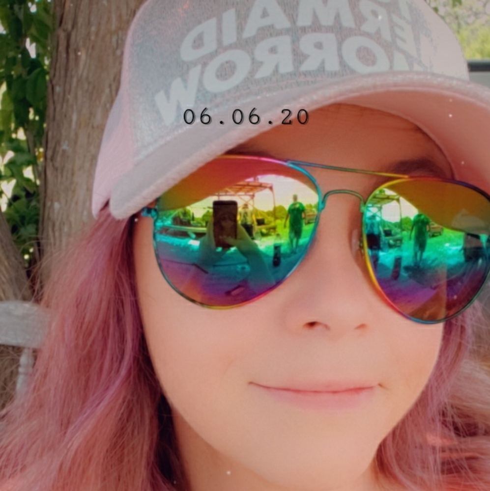 Meet your Posher, Kimberly